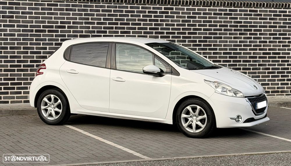 Peugeot 208 1.4 HDi Active - 3