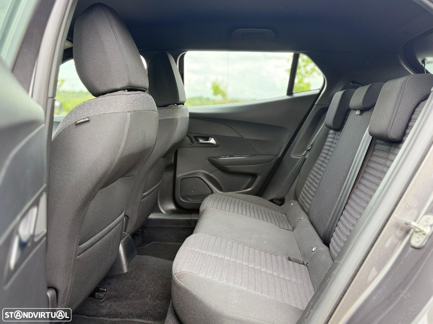 Peugeot 2008 1.2 PureTech Active Pack - 15
