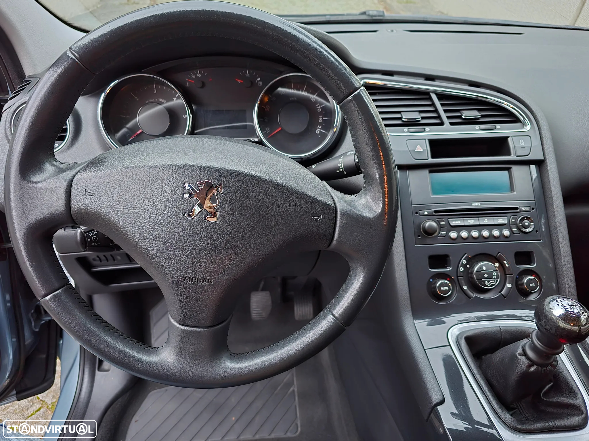 Peugeot 5008 1.6 HDi Executive - 17