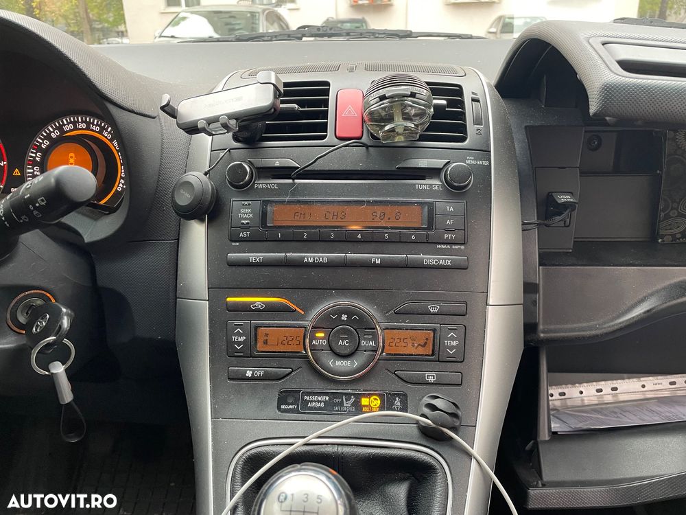 Toyota Auris - 7