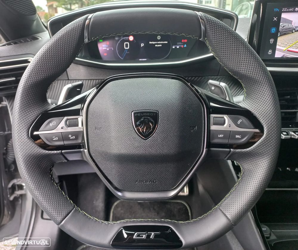 Peugeot 208 1.2 Hybrid GT e-DCS6 - 8