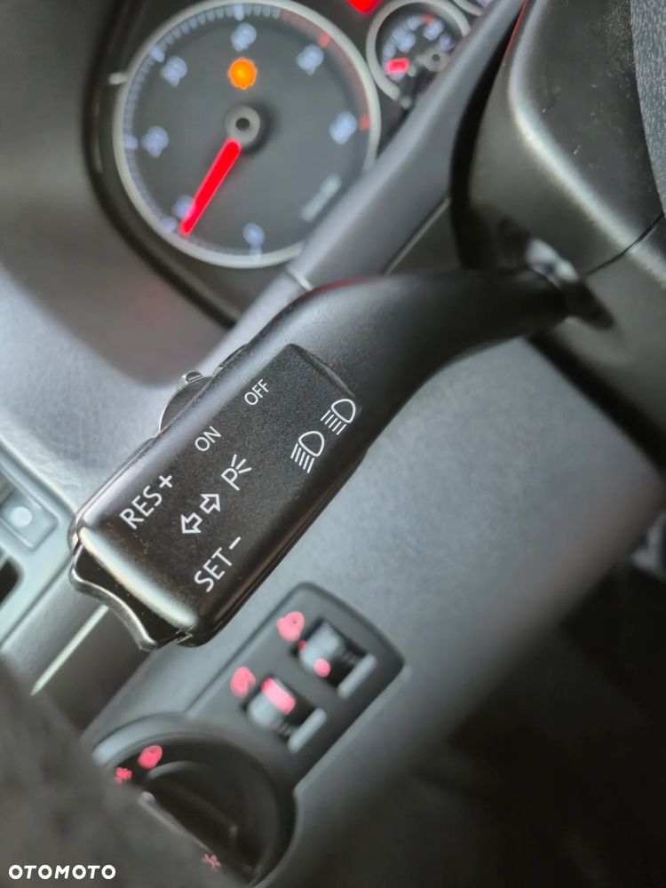 Volkswagen Touran 1.9 TDI - 24
