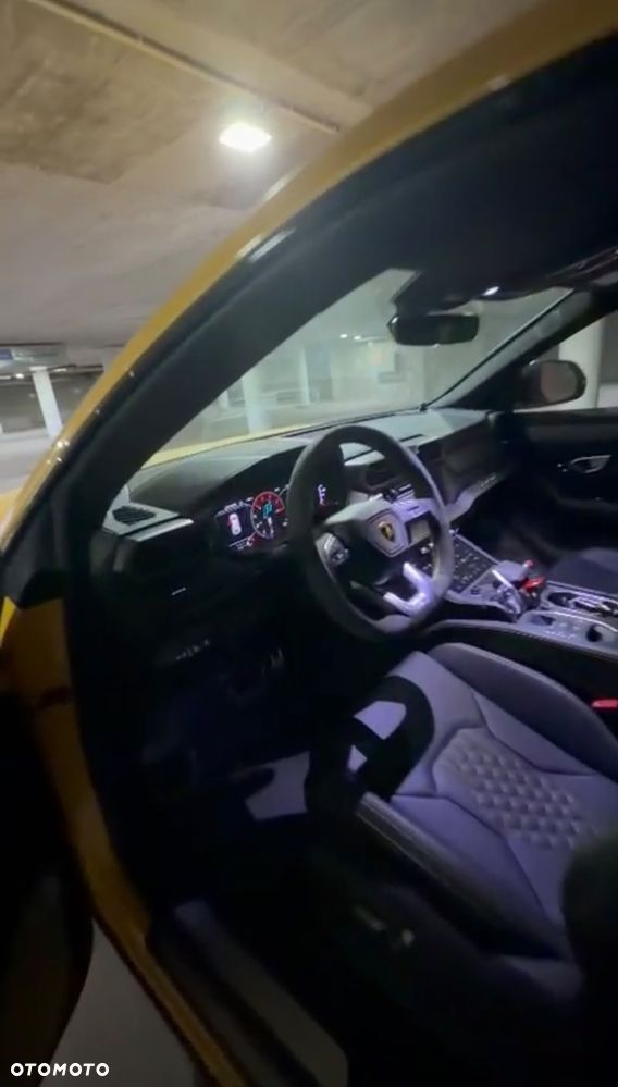 Lamborghini Urus - 7