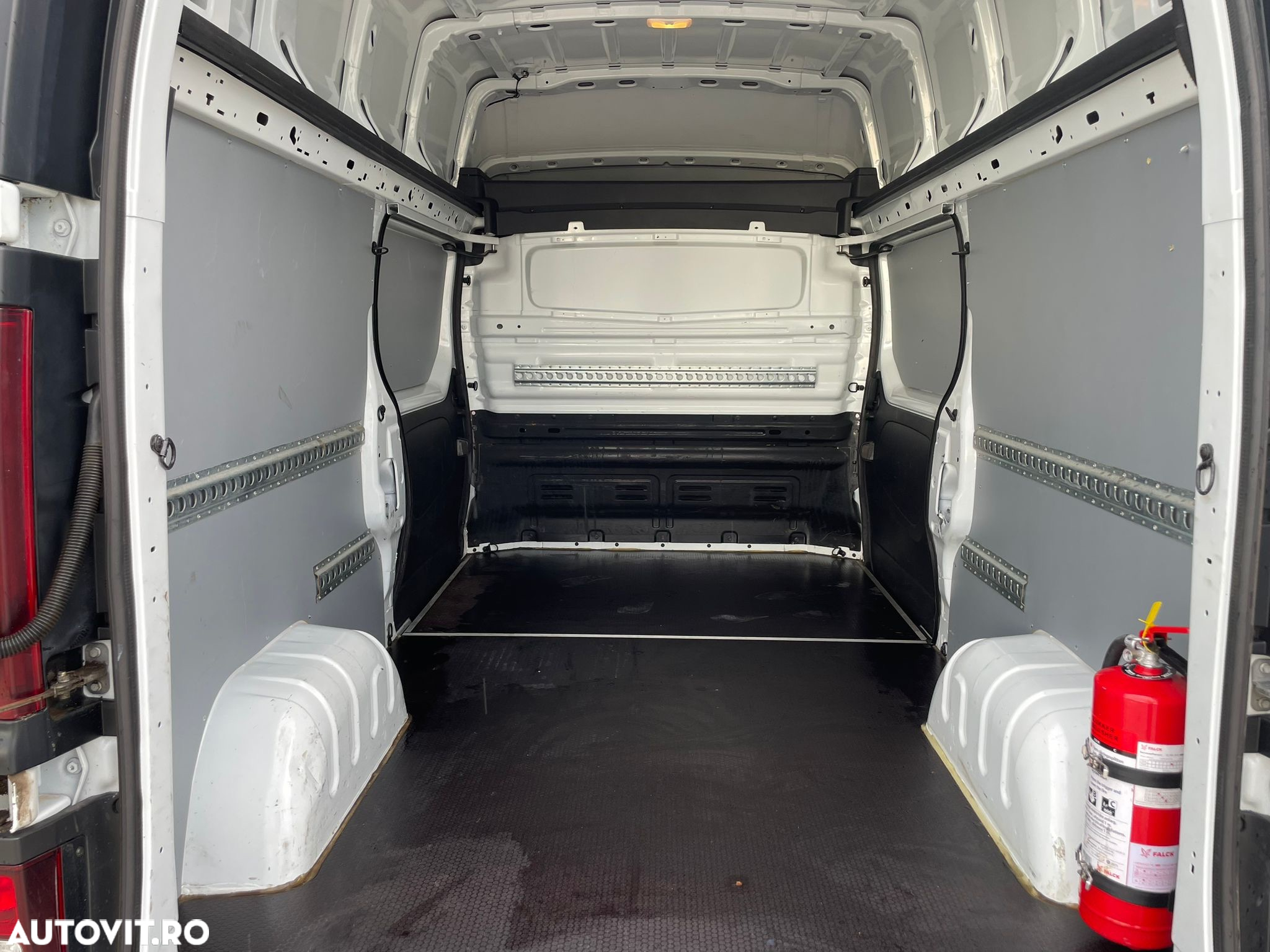 Renault Trafic L2H2 SUPRAINALTAT - 4