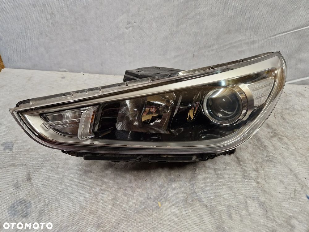 Hyundai I30 III 17-20 Lampa Lewa Zwykła G4921-22010