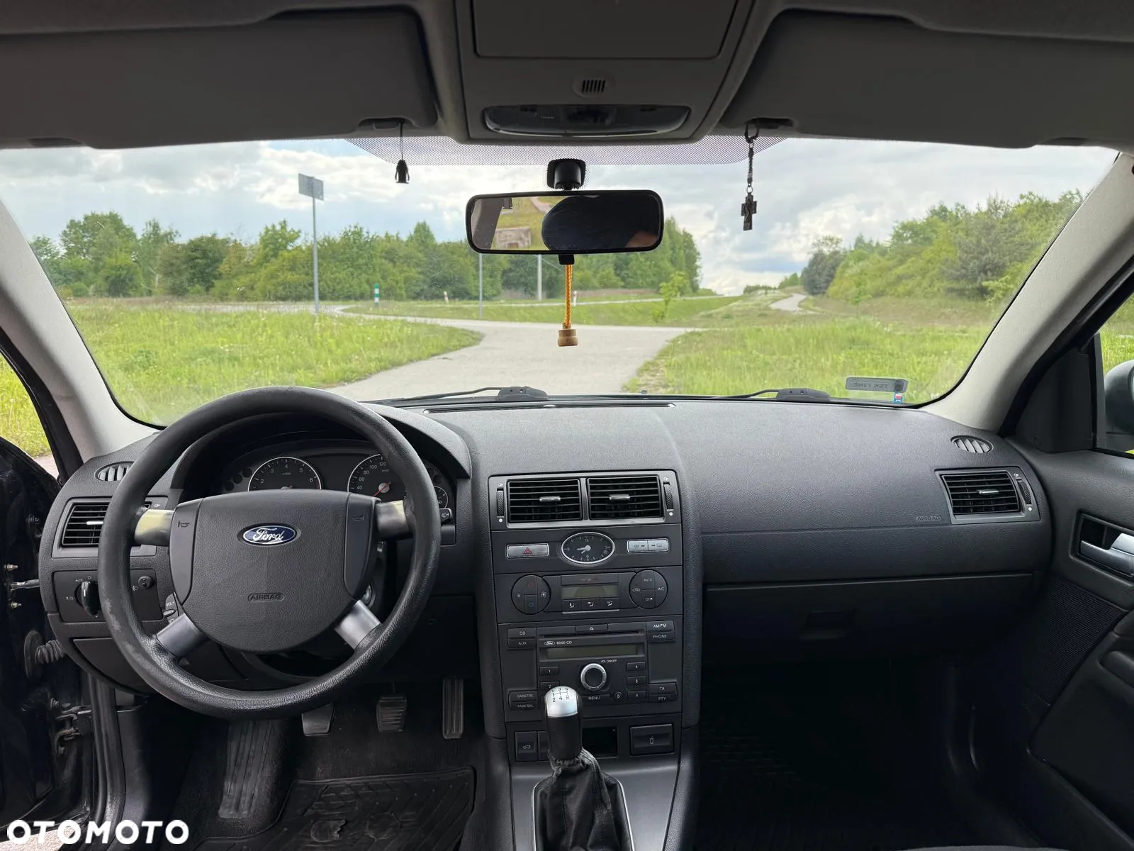 Ford Mondeo - 11