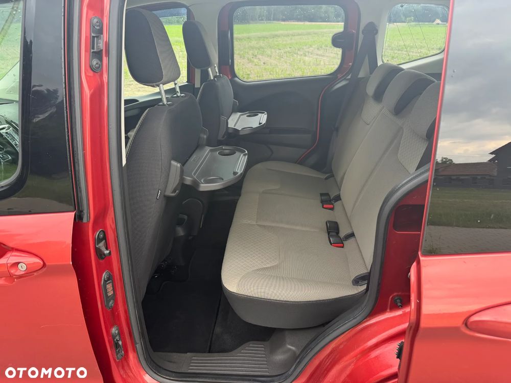 Ford Tourneo Courier 1.0 EcoBoost Titanium - 9