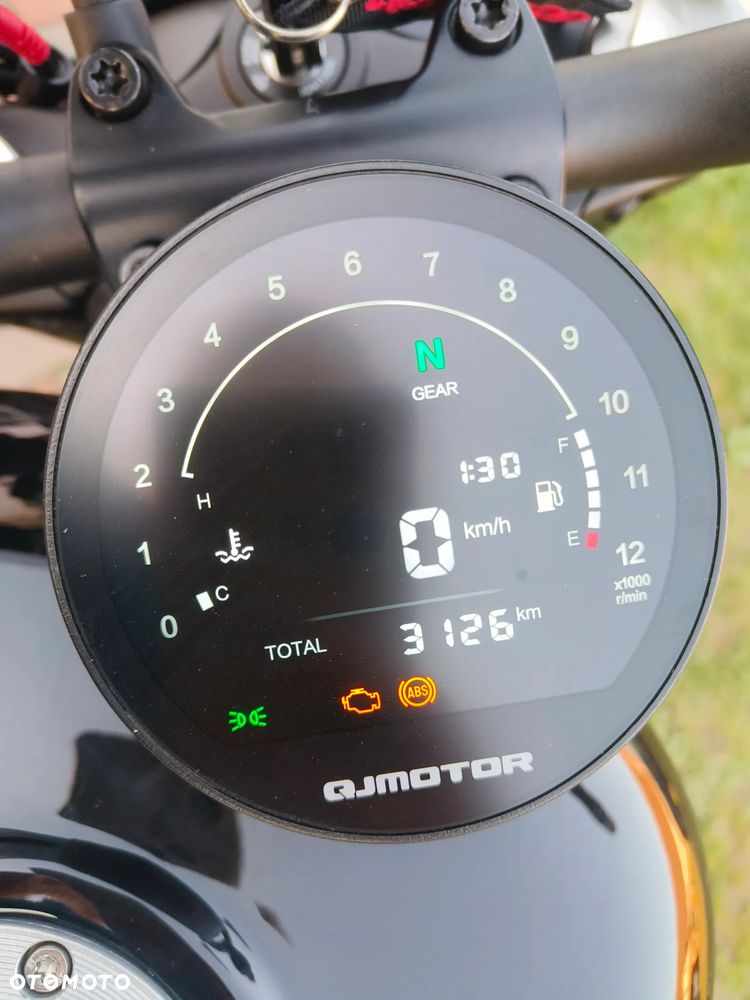 QJMOTOR SRV 125V - 5