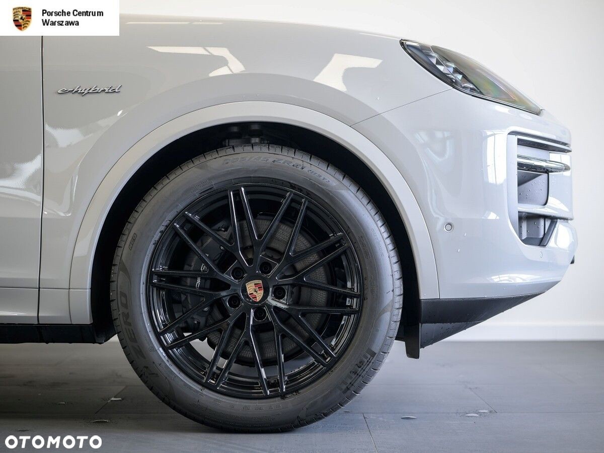 Porsche Cayenne - 5