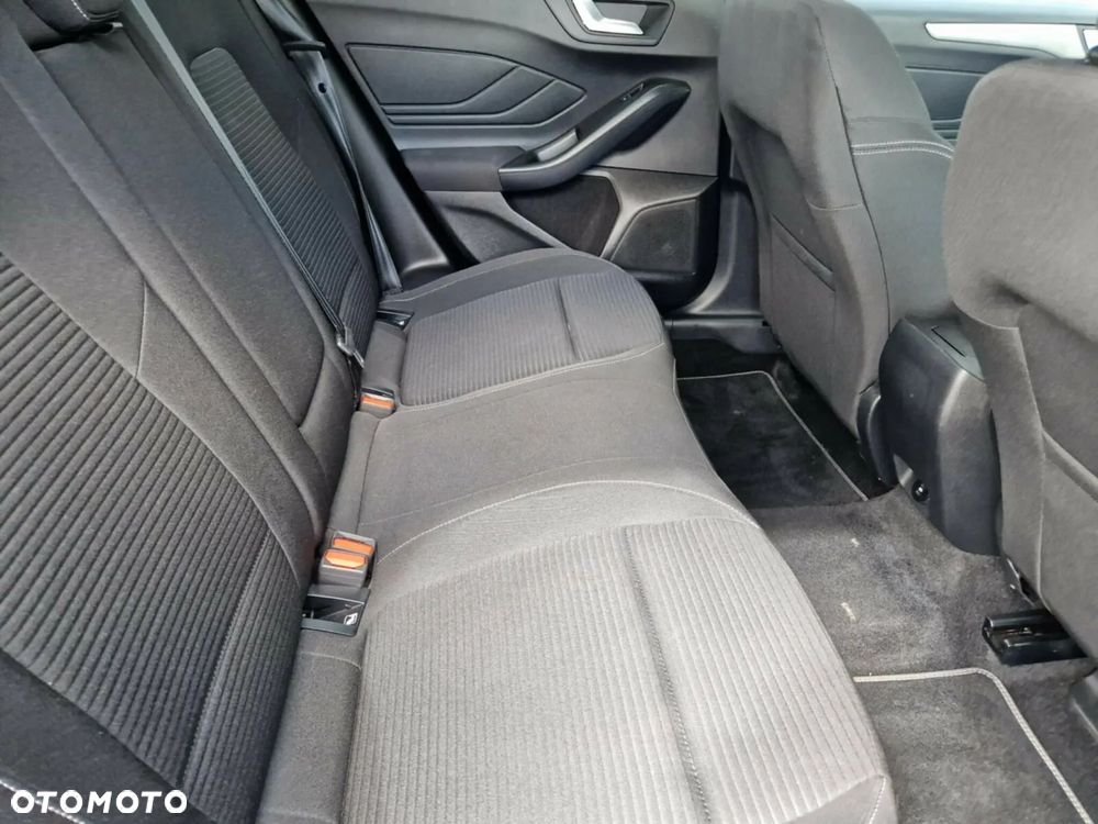 Ford Focus 1.0 EcoBoost mHEV Titanium X - 24