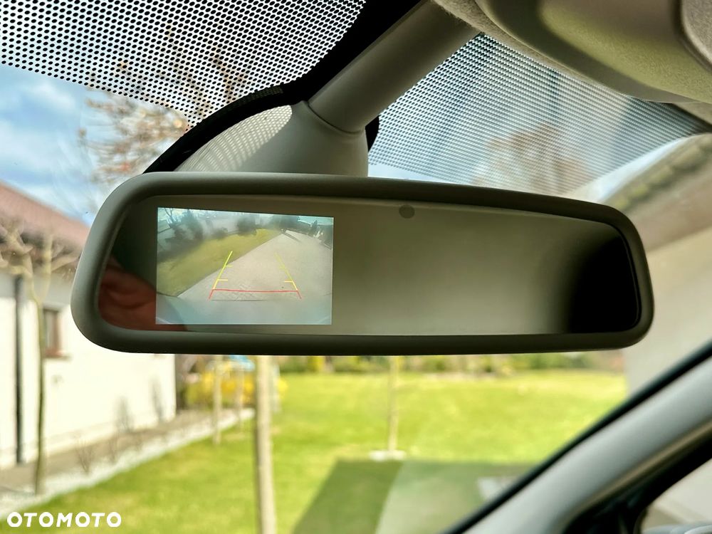 Opel VIVARO L2H1 / - 20