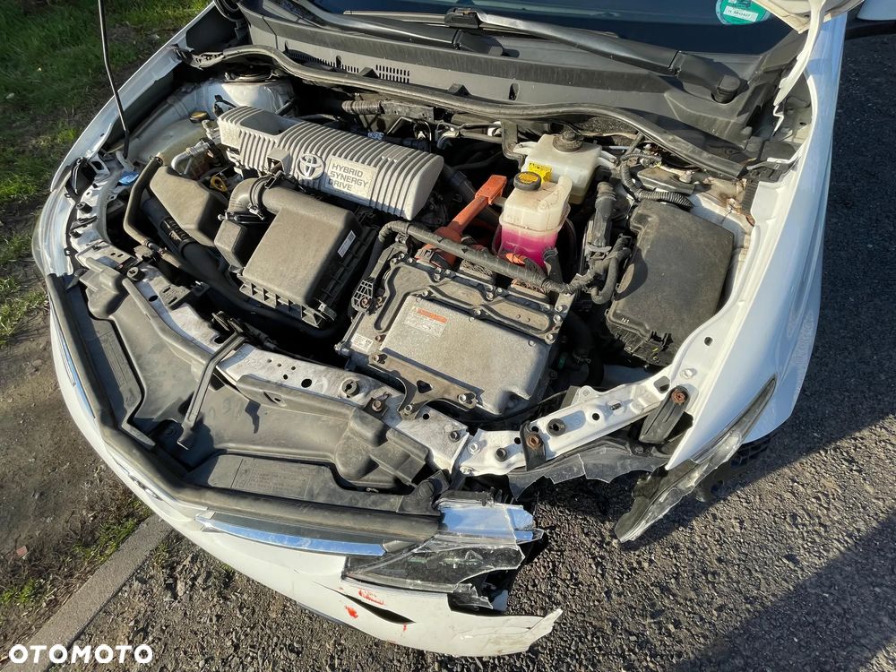 Toyota Auris 1.8 HSD Prestige NAVI - 9