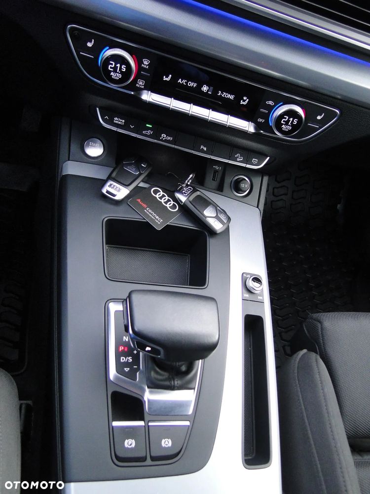Audi Q5 50 TFSI e Quattro S Line S tronic - 22