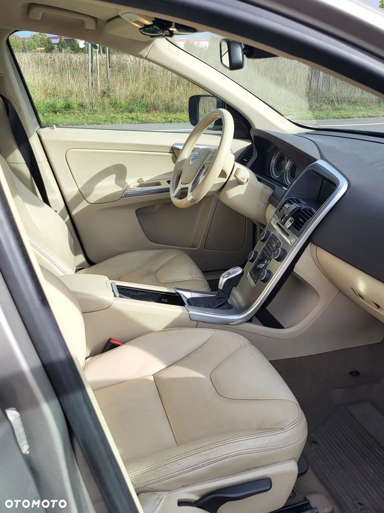 Volvo XC 60 - 14