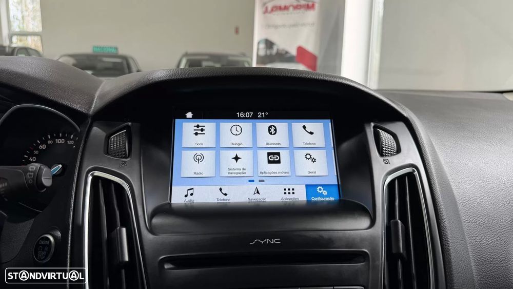 Ford Focus SW 1.0 EcoBoost Titanium - 25