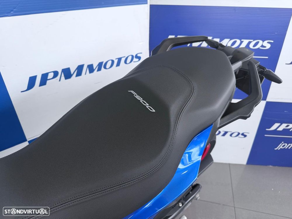 BMW F 900 R - 15