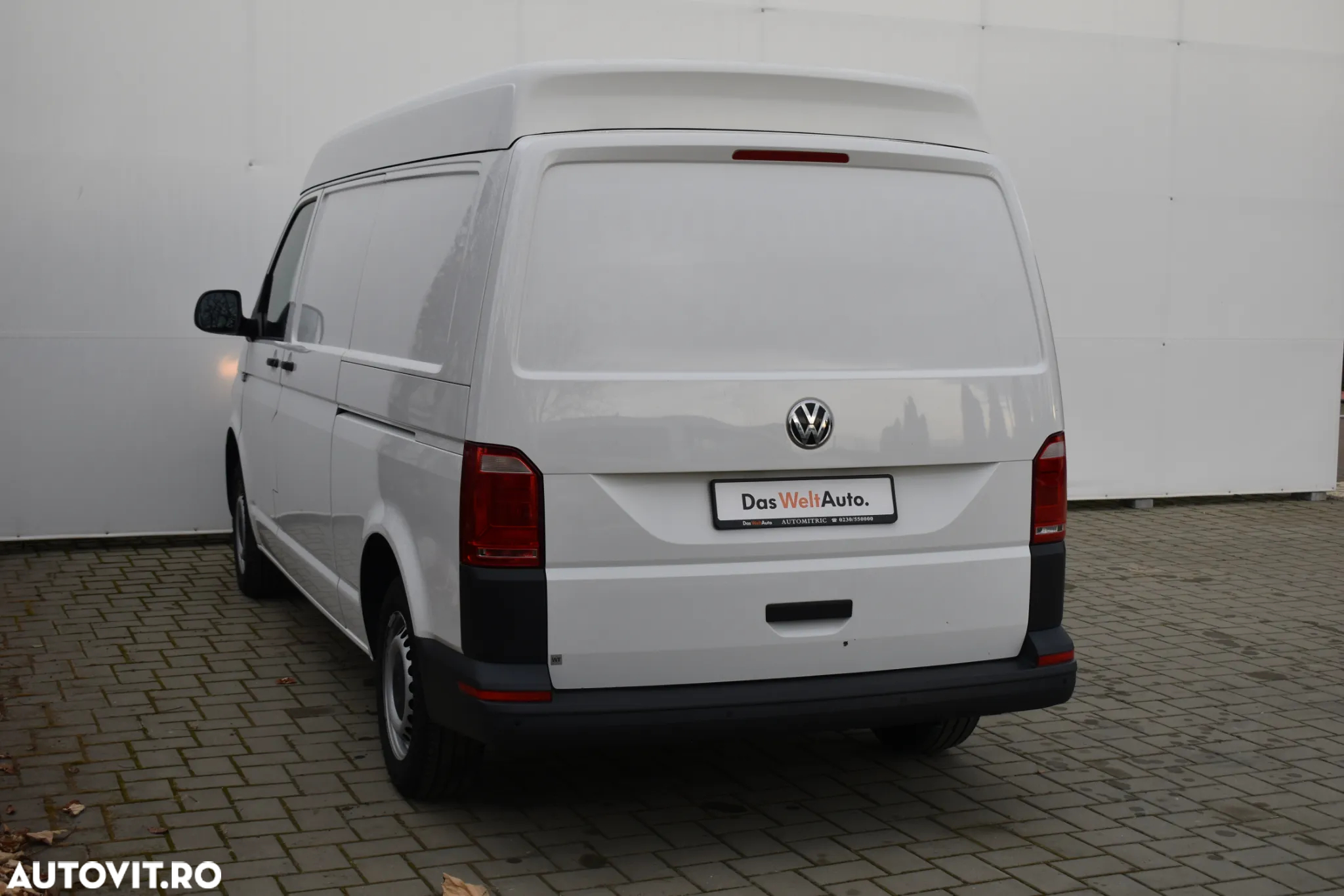 Volkswagen Transporter T6 Lang - 11
