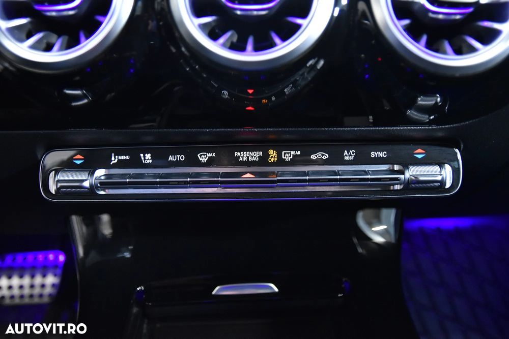 Mercedes-Benz CLA 200 - 18