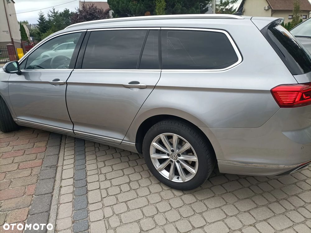 Volkswagen Passat 2.0 TDI SCR DSG Comfortline - 11
