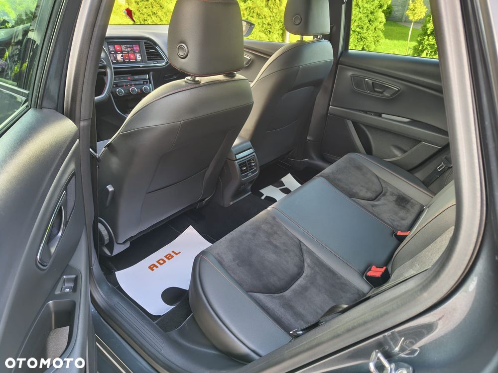 Seat Leon 1.5 TSI ACT DSG OPF FR Black Matt Edition - 26