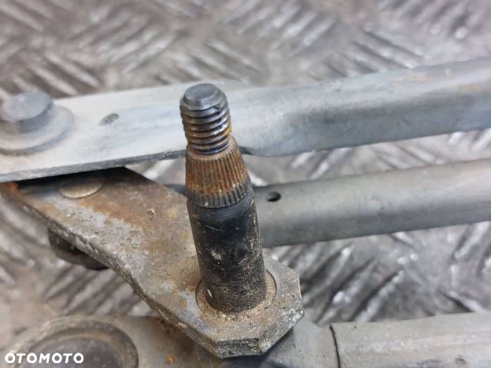 MECHANIZM WYCIERACZEK + SILNICZEK PRZÓD + RAMIONA VOLVO V50 I EU 30699344 - 2