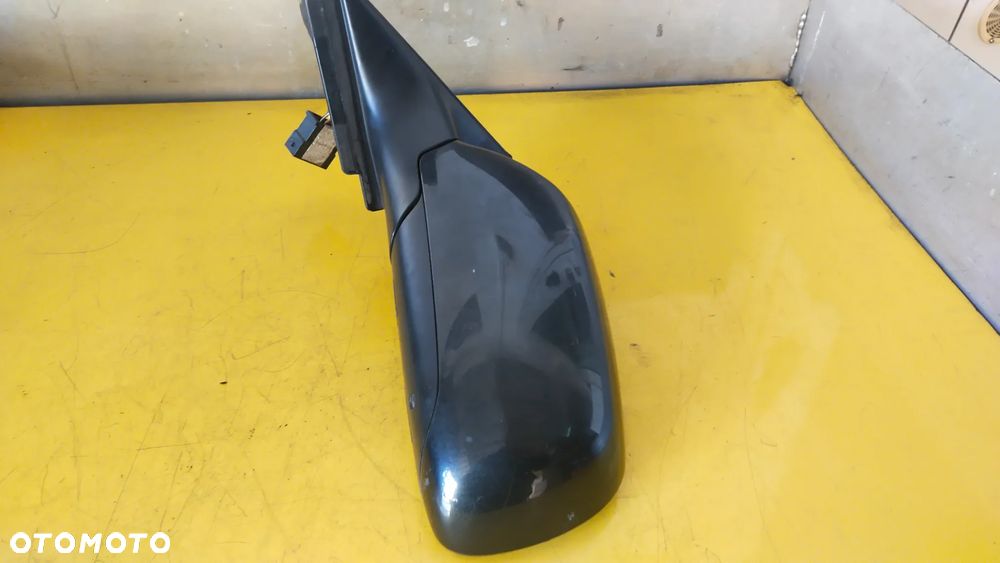 LUSTERKO LEWE EL. AUDI A3 8L 014740 - 6