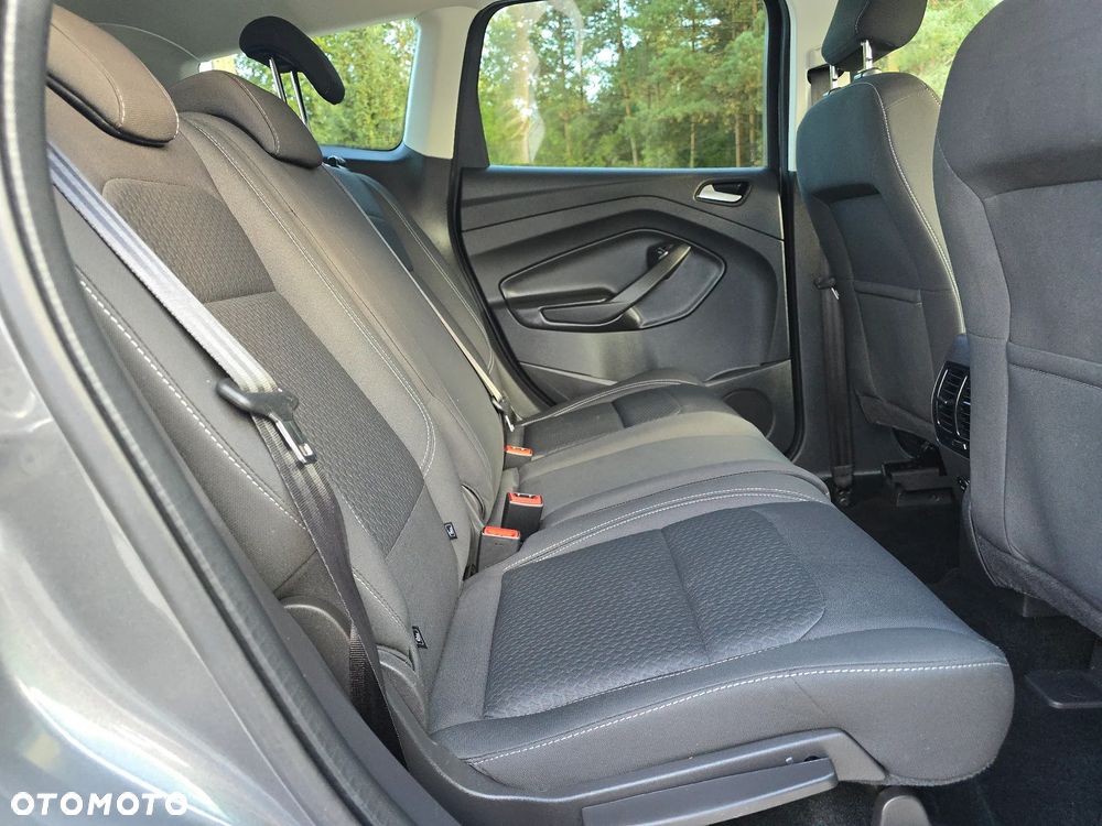 Ford Kuga 2.0 TDCi 4x4 Titanium - 23