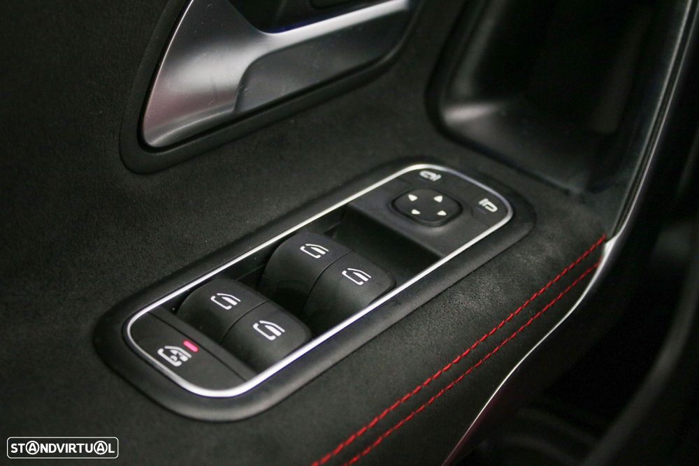 Mercedes-Benz CLA 250 e Shooting Brake AMG Line - 27