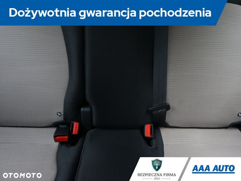 Hyundai i10 - 12