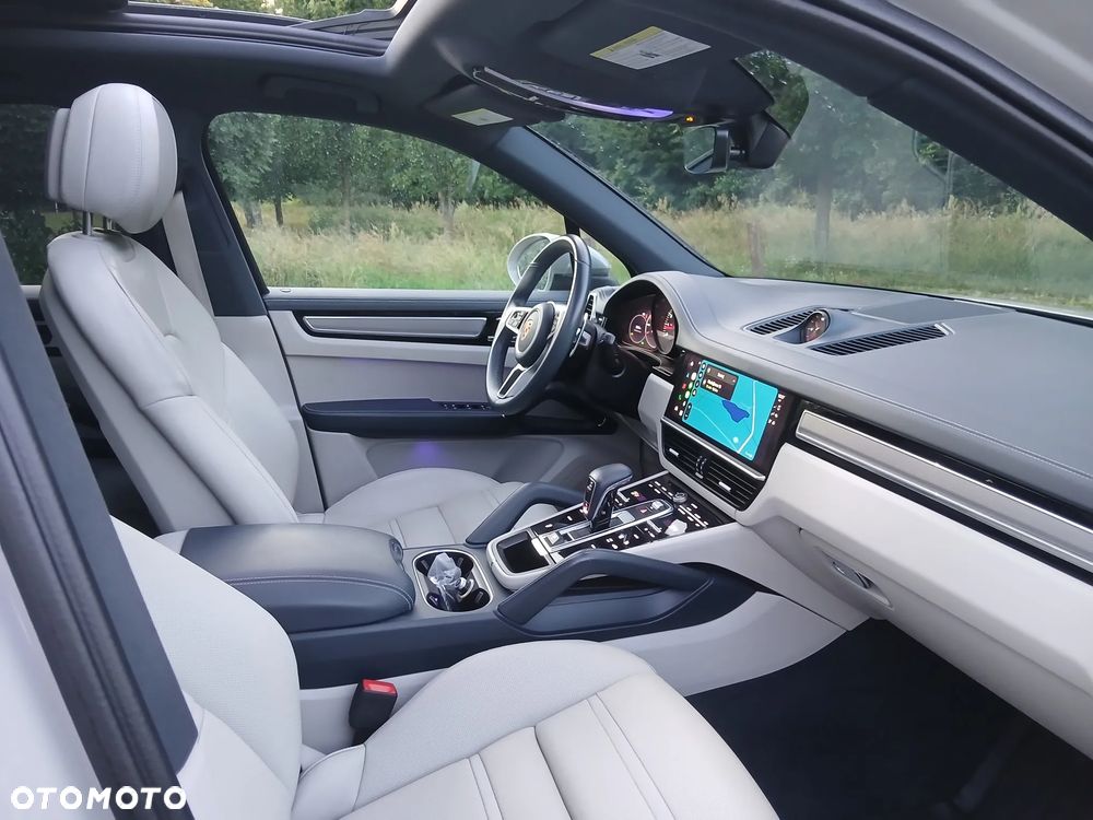 Porsche Cayenne - 3