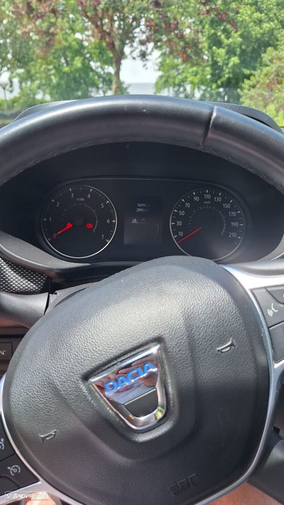 Dacia Sandero - 5