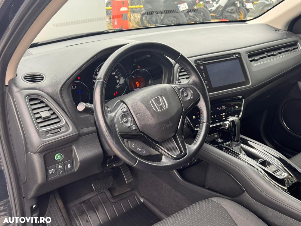 Honda HR-V 1.5 i-VTEC 4x2 CVT Elegance - 12