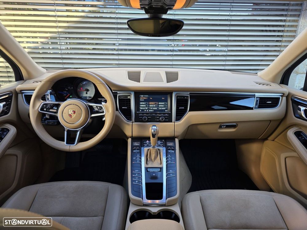Porsche Macan S - 12