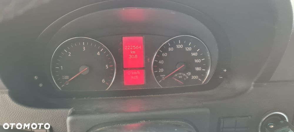 Volkswagen Crafter - 2