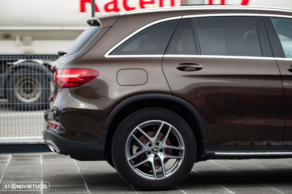 Mercedes-Benz GLC 250 d AMG Line 4-Matic - 13