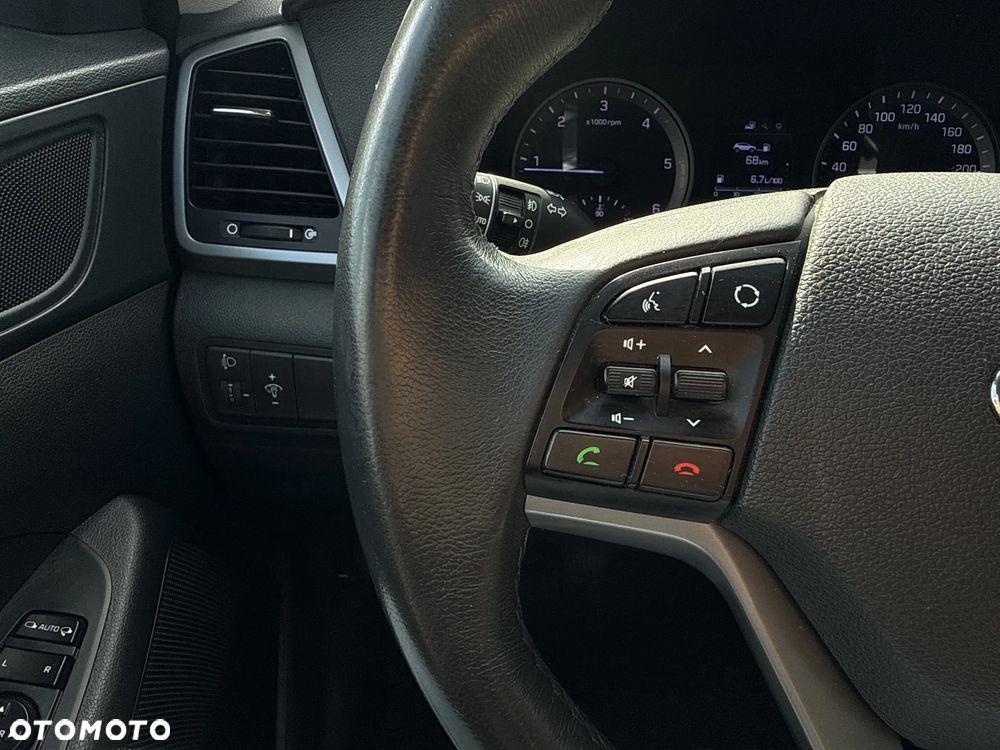 Hyundai Tucson 1.7 CRDI BlueDrive Comfort 2WD - 36