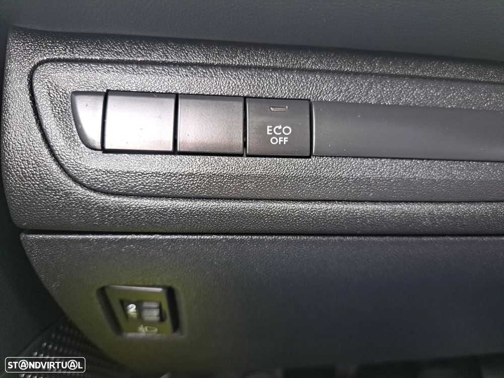 Peugeot 208 BlueHDi 100 Active - 15