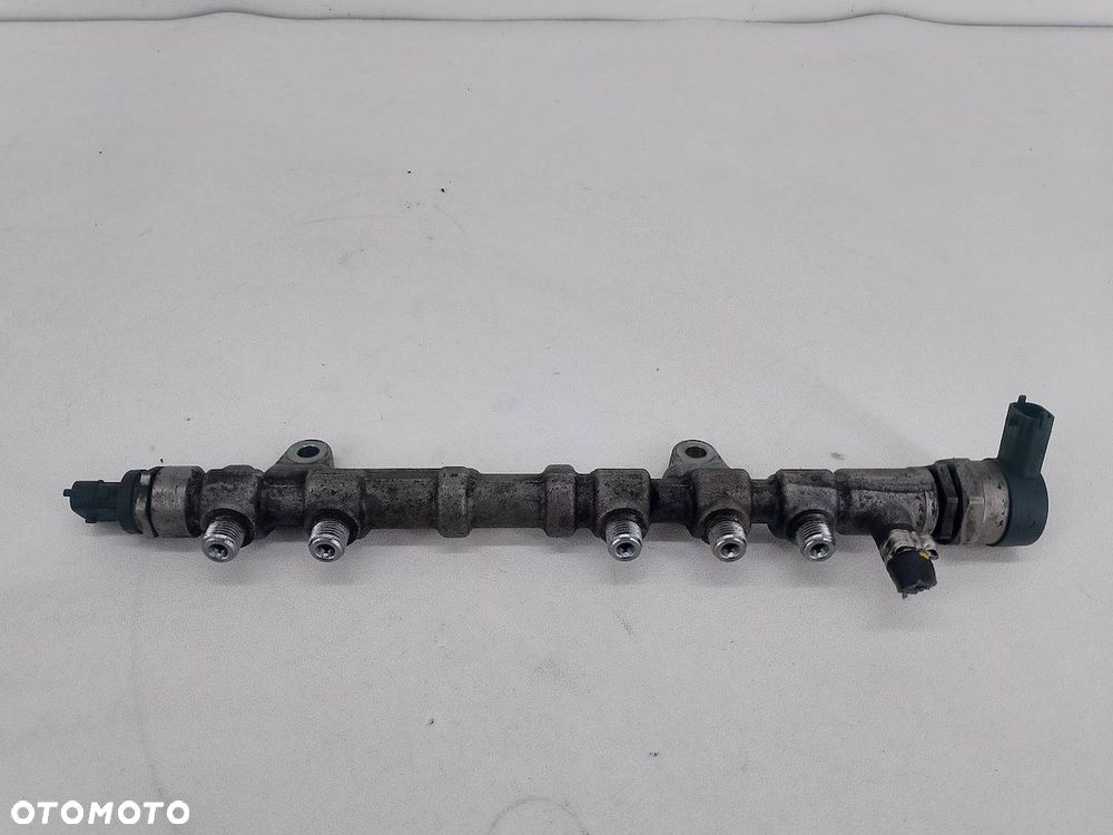 LISTWA WTRYSKOWA FIAT GRANDE PUNTO 55232383 0445214194 1.3 JTD - 1