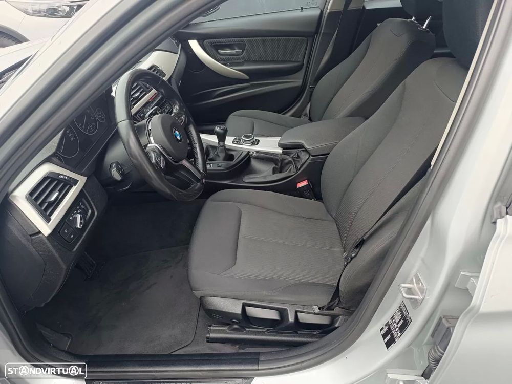 BMW 318 d M Sport - 22