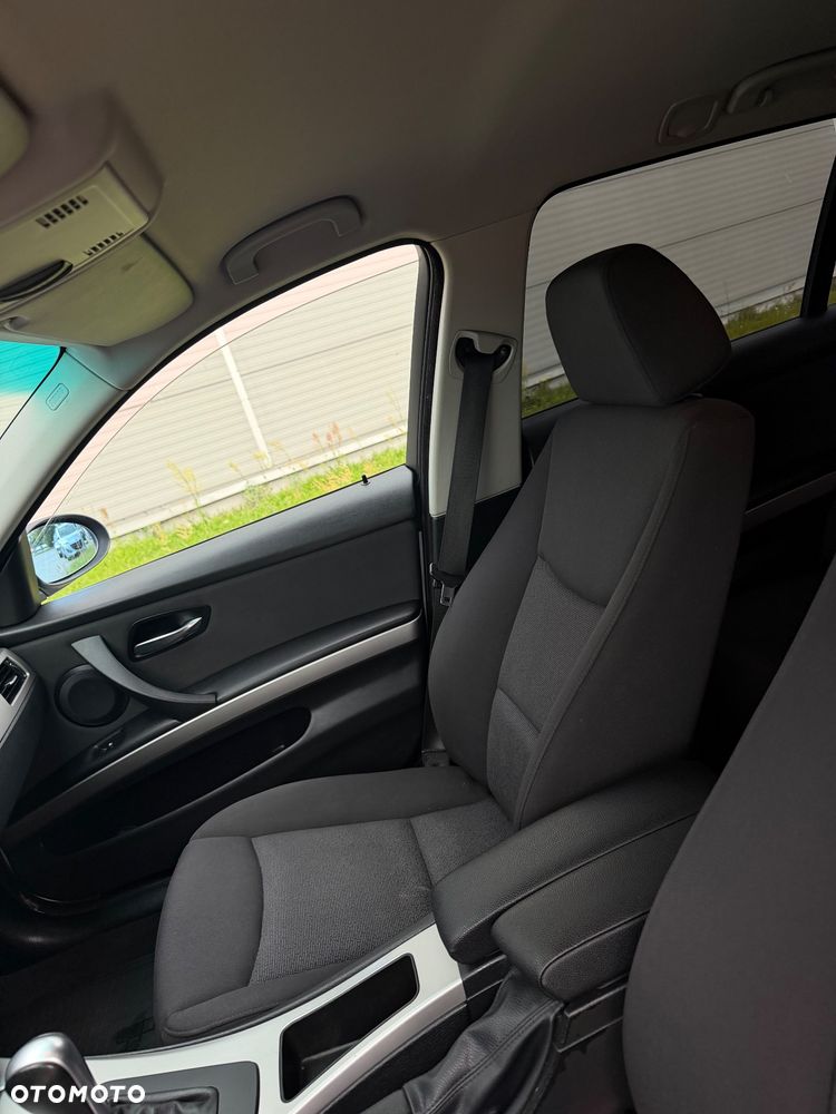 BMW Seria 3 - 23