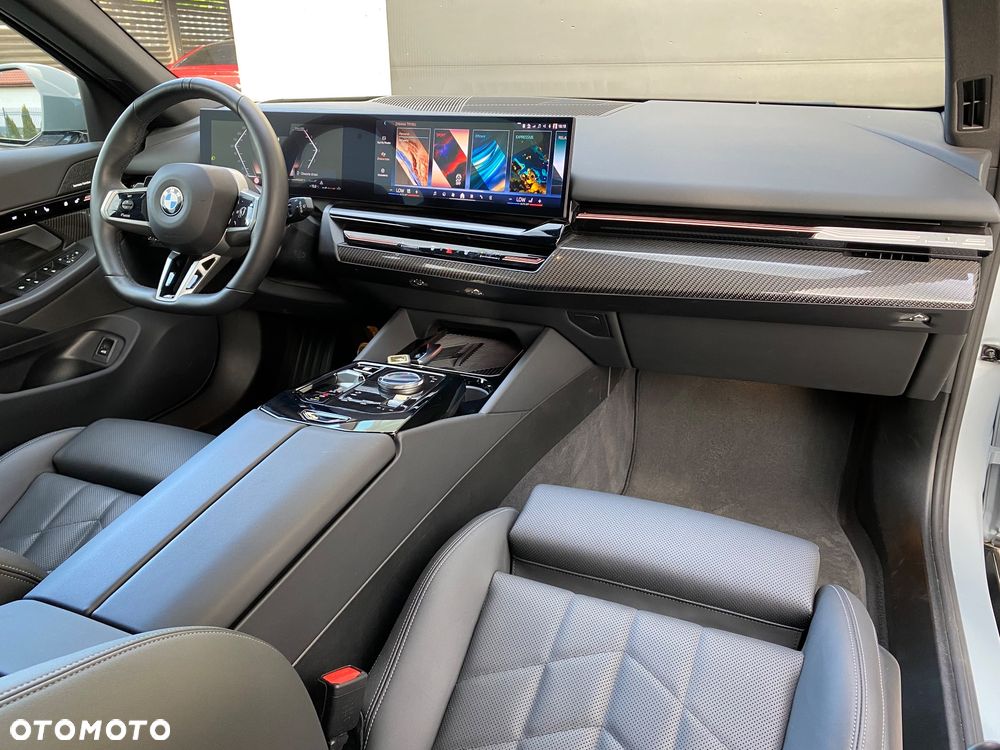 BMW Seria 5 520d xDrive mHEV M Sport - 22
