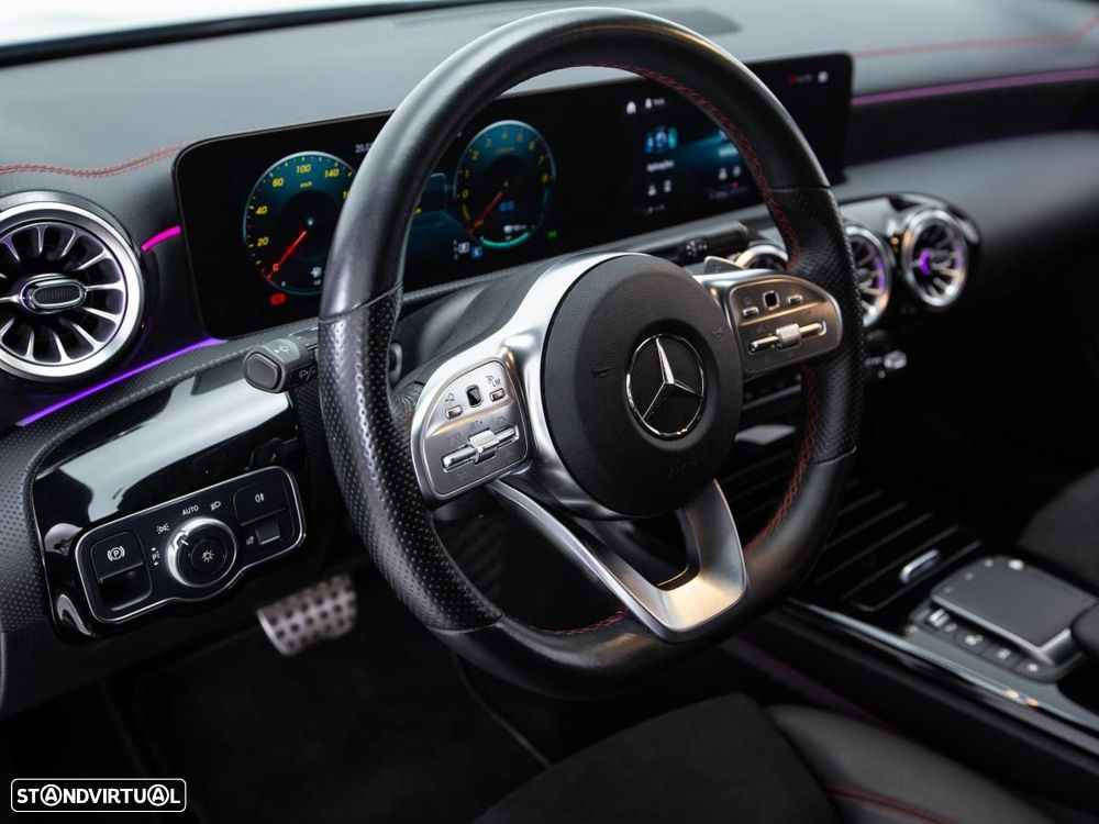 Mercedes-Benz CLA 250 e 8G-DCT AMG Line - 17