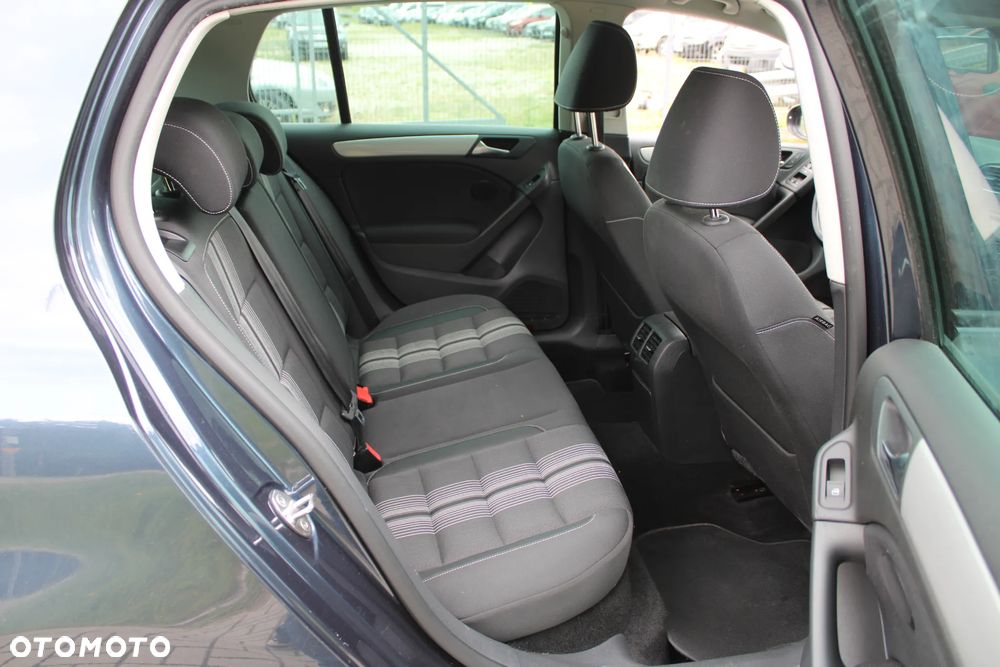 Volkswagen Golf 2.0 TDI DPF MATCH - 31