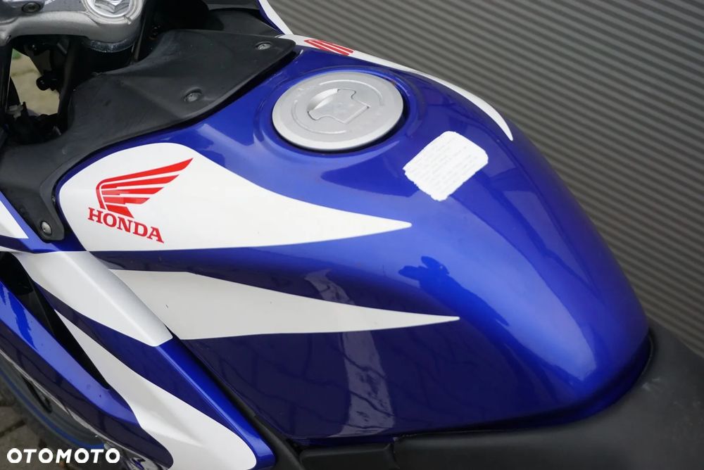 Honda CBR - 14