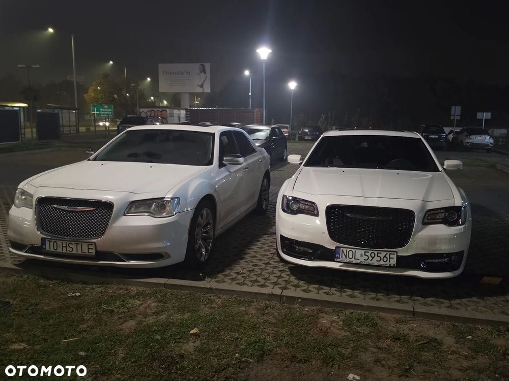 Chrysler 300C - 11