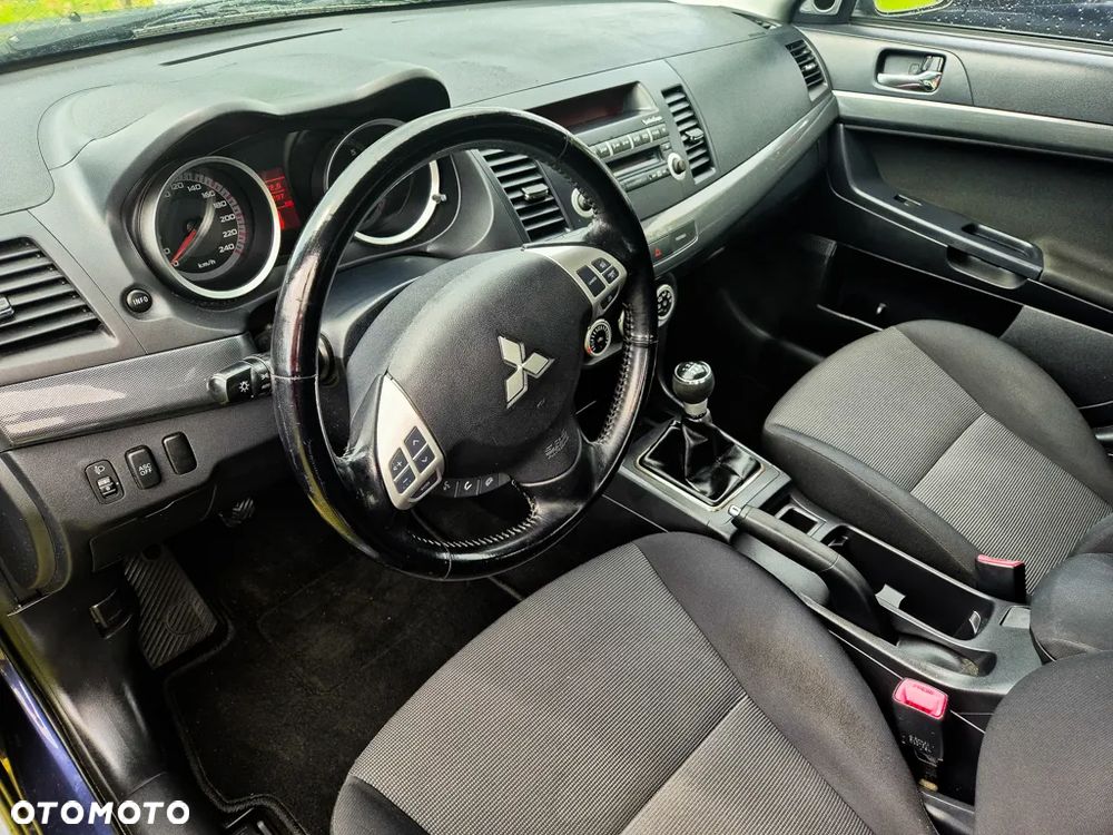 Mitsubishi Lancer - 5