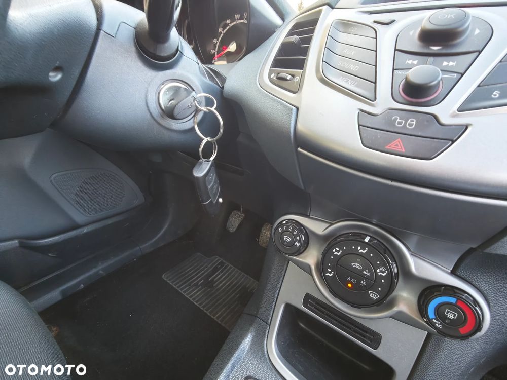 Ford Fiesta 1.25 Trend - 26