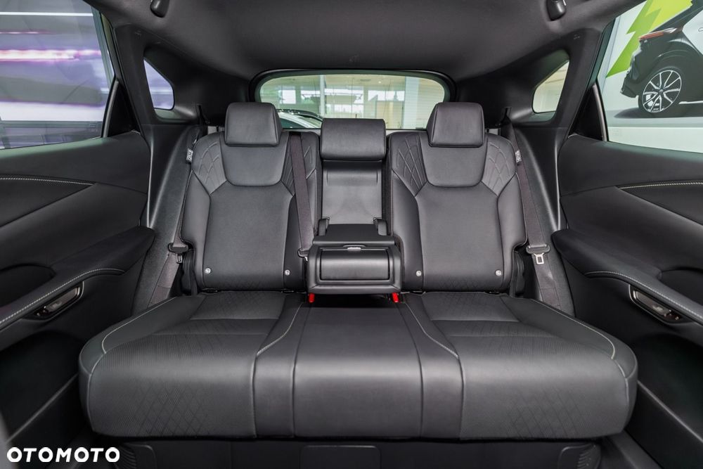 Lexus RX - 11
