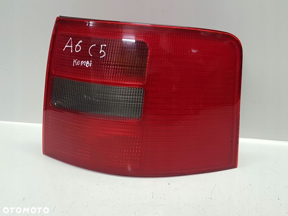 AUDI A6 C5 97-01 KOMBI LAMPA PRAWA TYŁ TYLNA - 4