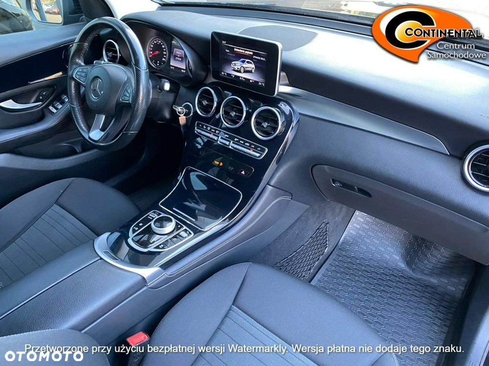 Mercedes-Benz GLC - 13